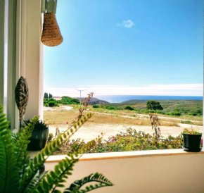 Bela Vista_ Cozy Apartment with Sea View